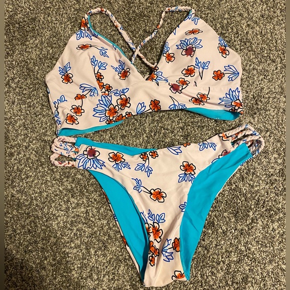 Floral Print Bikini - Picture 1 of 3